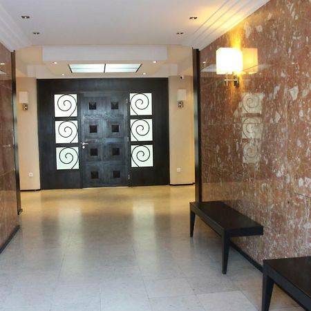Croisette 81 Hotel Кан Екстериор снимка
