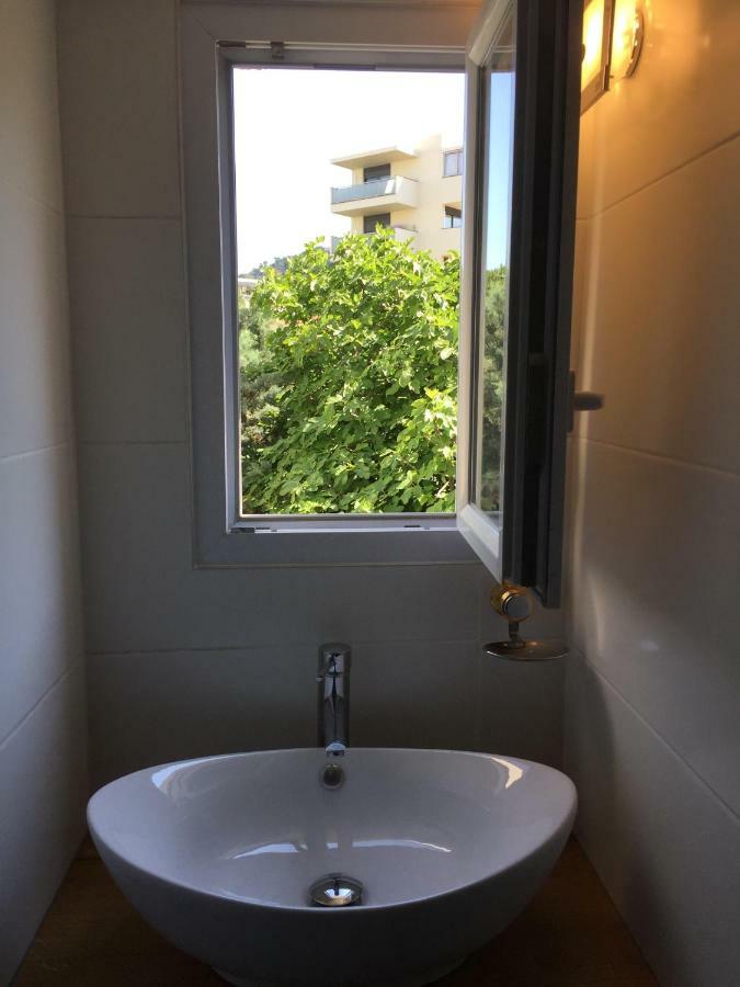 Croisette 81 Hotel Кан Екстериор снимка